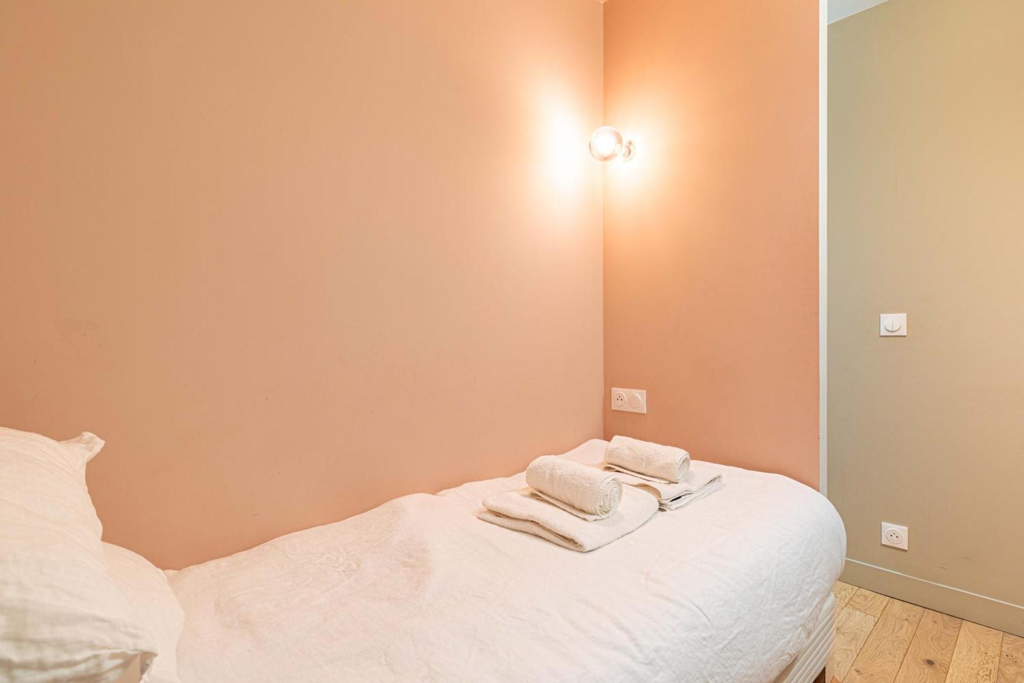 פריז Quiet Apartment With Terrace&Ac-Le Marais/Bastille מראה חיצוני תמונה